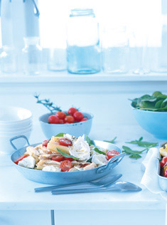 chicken, tomato and mozzarella pasta salad