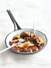 spiced chickpeas with cauliflower chorizo