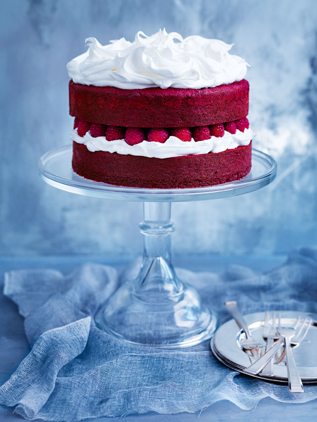 red velvet cake with marshmallow icing red velvet cake with marshmallow icing